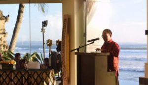 Petinggi TripAdvisor Serahkan Langsung Travellers’ Choice Award 2017 untuk Bali