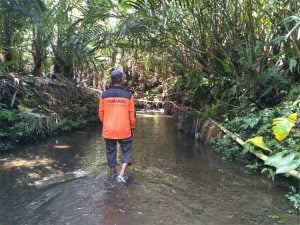Pesona Dewi Pule: Treking Sungai dan Belajar 12 Olahan Salak