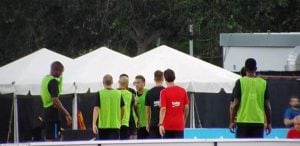 Sepertinya Mulai Tak Nyaman di Barcelona, Neymar Nyaris Berkelahi di Sesi Latihan.. Buang Rompi Hingga Keluar Lapangan