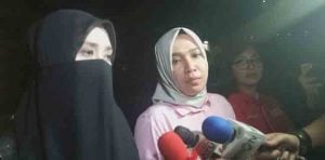 Firza Husein Minta Polisi Segera Tangkap Penyebar Konten Foto