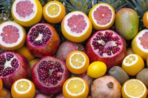 Menua Gak Berarti Harus Pikun, Konsumsi Buah Ini Setiap Hari