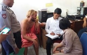 Hendak Bermeditasi, Bule Paksa Masuk Kebun Raya Bogor Sambil Telanjang
