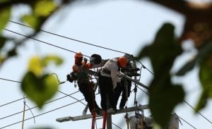 Kasihan, sudah Tersengat Listrik Tegangan Tinggi, Hairi juga Lumpuh Seumur Hidup