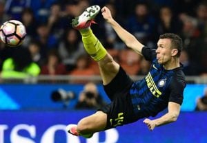 10 Gosip Transfer Hari Ini: Chelsea Bajak Ivan Perisic dari MU, Kapten PSG Dukung Perburuan Mbappe