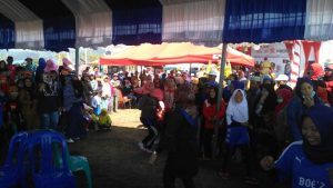 Rayakan HUT RI, Warga Sidrap Lomba Joget Kursi