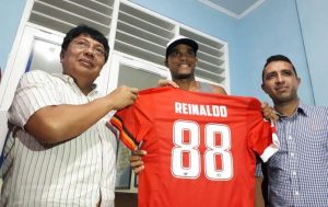 Sah Milik Persija, Reinaldo Pakai Nomor Besar