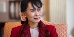 Segera Adili Aung San Suu Kyi!