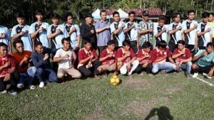 Aziz Qahhar Terkesan Semangat Gotong Royong Warga Enrekang