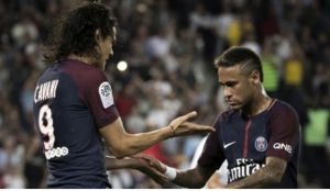 Memalukan.. Hanya Karena Ini, Neymar dan Cavani Berebutan Nendang Penalti