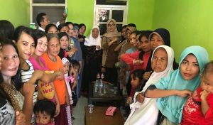 Sibuk Sosialisasi Pilwalkot, Cicu juga Kampanyekan NH-Aziz