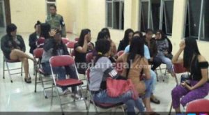 Razia Satpol PP di Warung Esek-esek, 18 LC Langsung Diamankan