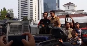Beda dari Ahok-Djarot, Buruh Menilai Anies-Sandi Lebih Mermartabat