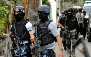 Terduga Pelempar Bom ke Gubernur Akan Dibawa ke Jakarta