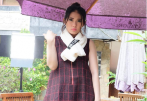 Panas! Via Vallen Somasi MUA Ayu Ting Ting