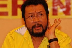 Yorrys Raweyai Dijebak Oknum Golkar