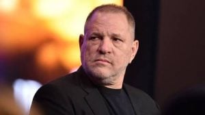 Lakukan Pelecehan Seksual, Harvey Weinstein Dipecat dari Perusahaannya Sendiri