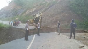 Putus karena Longsor, Jalan Lingkar Sebatik Diperbaiki Total Tahun Depan