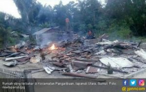 Menegangkan!! Aksi Heroik Warga Selamatkan Anak Kecil yang Tertidur Pulas Saat Kebakaran