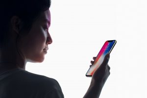Fitur Canggih Kamera iPhone X Bikin User Takut Ngambil Selfie-nya Sendiri