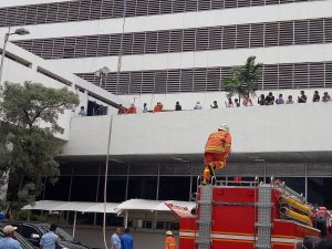 Setelah Terbakar, DPR Siap Evaluasi Keamanan Hingga Perbaiki Gedung