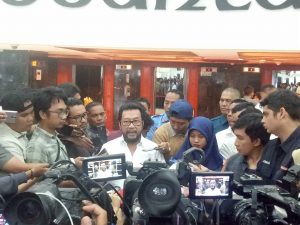 Yorrys: Rakyat Marah, Setya Novanto Harus Diberhentikan