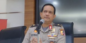 Anaknya Pelaku Pembakaran Mapolres Dharmasraya, Perwira Polisi Ini Minta Maaf