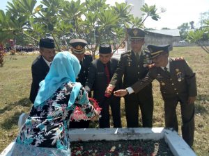 Ziarah di Makam Opu Dg Risadju, Ini Pesan Cakka