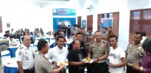 Angkutan Online dan Konvensional di Makassar Berdamai