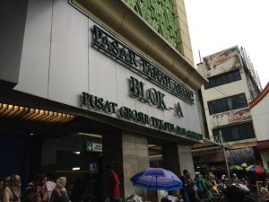 Manjakan PKL di Tanah Abang, Anies Baswedan Langgar Aturan