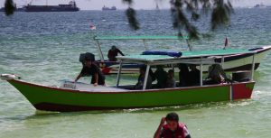 Liburan Akhir Tahun, Penyebrangan Antar Pulau Di Makassar Masih Enggan Naikkan Tarif