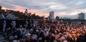 Reuni 212 Sukses, Anies Bersinar, Jokowi Gigit Jari