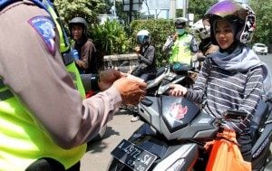Kapolri Minta Polantas Pakai Cara Halus Tilang Tentara
