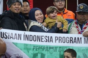 Masya Allah, Melly Goeslaw Ingin Adopsi Dua Anak Palestina, Tapi…