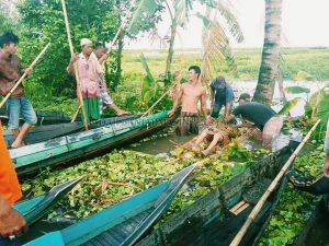 Hii.. Sungai Meluap, Mayat-mayat Ikut Terapung