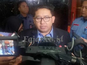 Fadli Zon ke Jokowi: Menjilat Ludahnya Sendiri
