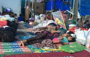 Ratusan Pengungsi Gunung Agung Pilih Pulang Kampung