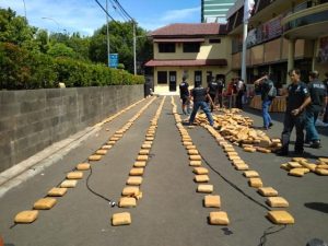 Kurir Ganja 1,3 Ton Asal Aceh Dibayar Rp. 100 Juta