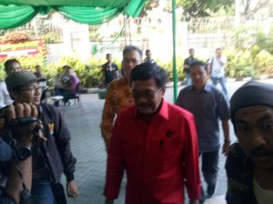 Ahok Gugat Cerai Istrinya, Begini Kata Djarot