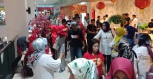 Cakka dan Istri Ajak Tim Nonton Film Silariang di Palopo