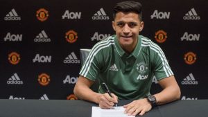 Kenakan Jersey Nomor 7, Sanchez Ingin Sukses Seperti Beckham di MU