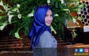 Ciee…  Jumat Malam, Gubernur Kalteng Lamar Wanita Cantik Ini