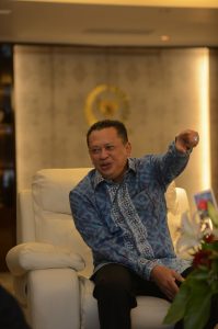 Jelang Pilkada, Ketua DPR Minta Wartawan Jadi Pencerah Buat Masyarakat
