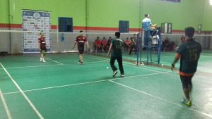 SIT Nurul Fikri Gelar Kejuaraan Badminton Guru