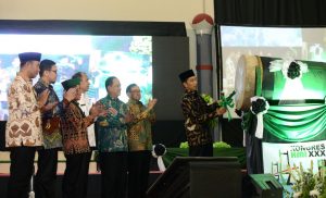Ketika Jokowi Memuji Tema Kongres HMI ke-30 di Hadapan Menterinya