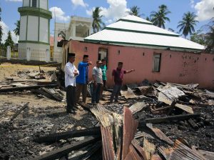 Peduli, DBR Kunjungi Korban Kebakaran di Benteng