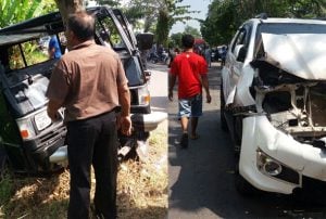 Seperti Film Hollywood, Ketahuan Bawa Pelakor, Istri Kejar, Suami Tancap Gas, BRUKKK…