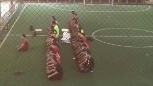 Guru di Makassar Jeda Lomba Futsal untuk Salat Berjemaah