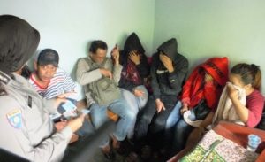 Petugas Gabungan Amankan 3 Pasangan Mesum di Hari Kasih Sayang