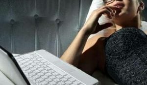 Tiba-tiba Terima Video Call, Saat Diangkat, eh ‘Itunya’ yang Nongol