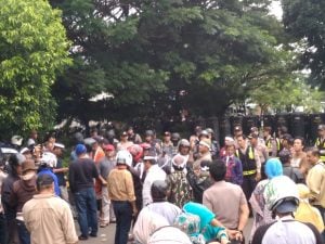 Massa Pro Hamka-Ahsan Demo, KPU Pinrang  Persilakan Ajukan Gugatan